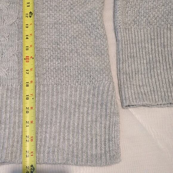 GAP Womens M Chunky Cable Knit Turtleneck Sweater Gray Oversized Wool Alpaca - Picture 11 of 13